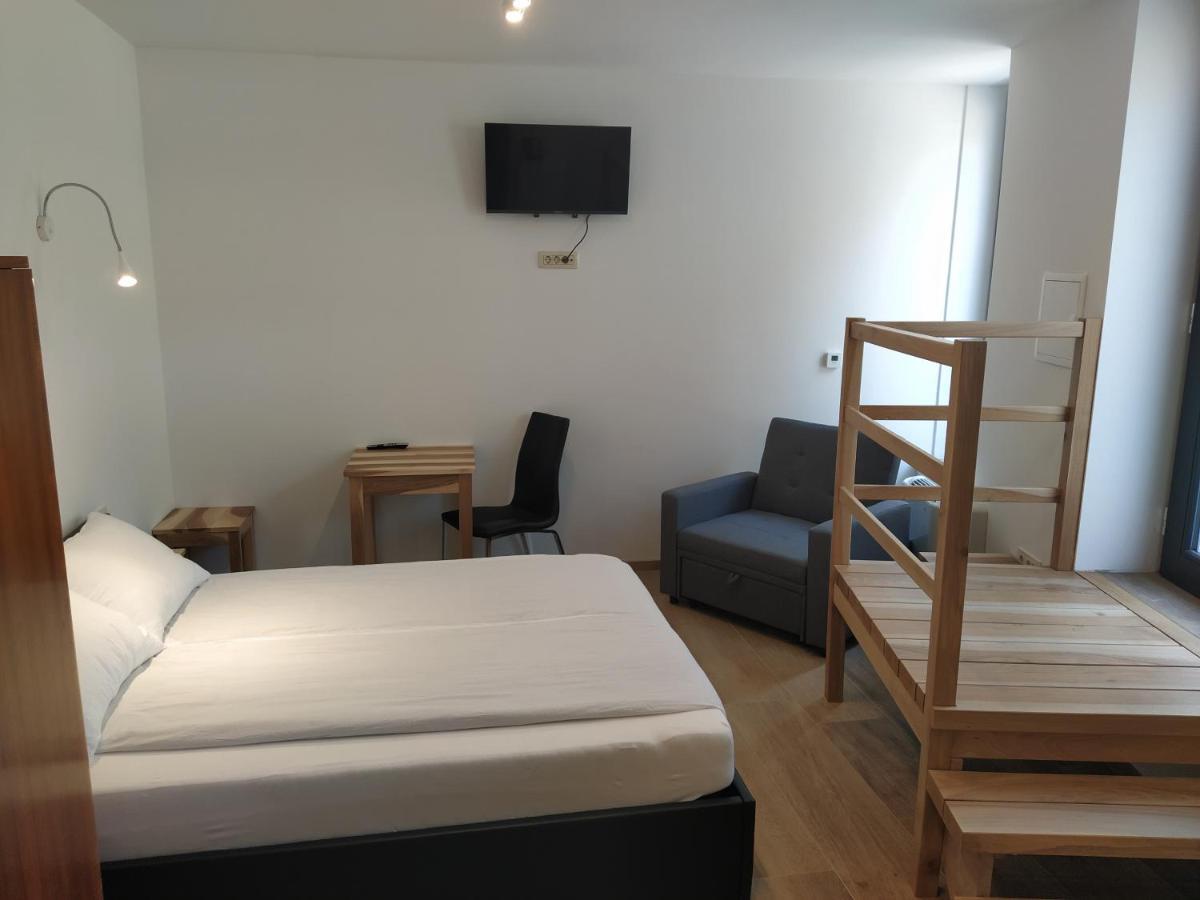 Apartmaji Maln Dolenjske Toplice Esterno foto